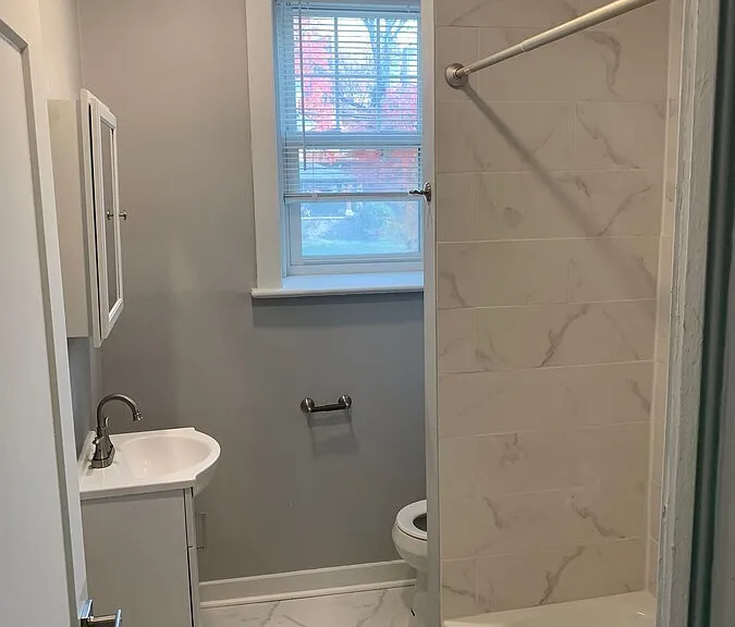 6600 Lincoln Dr #1B — Photo 4