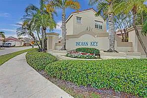 3 bed, 2.0 bath, $3,200 — Photo 1