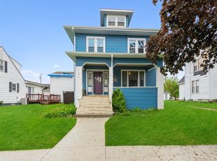 306 4th Ave, Keystone, IA 52249