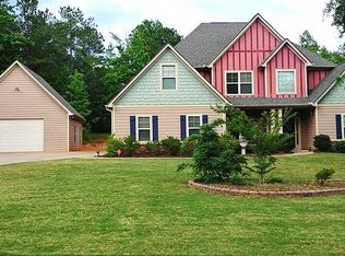 142 Cedar Ridge Dr, Lagrange, GA 30241
