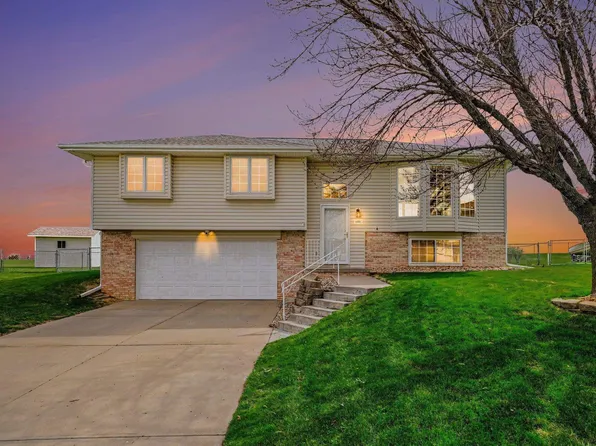 14901 Bordeaux Ave, Bellevue, NE 68123