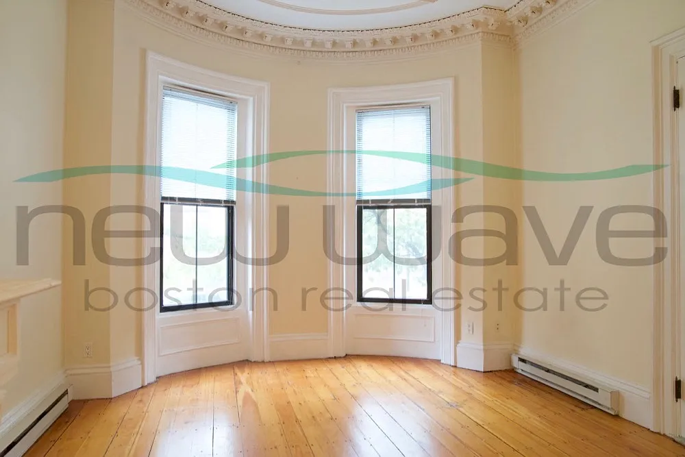 1 bed, 700 sqft, $3,000 — Photo 1