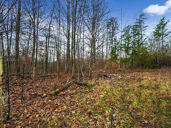 5th image of 435 Bruemmer Rd