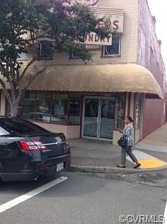 1st image of 1301 Hull St