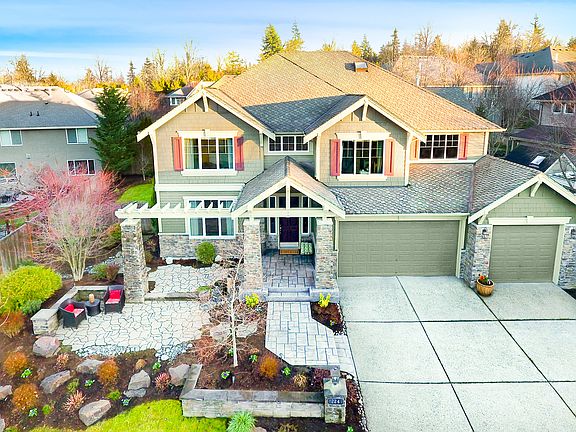 2nd image of 224 259th Ave NE