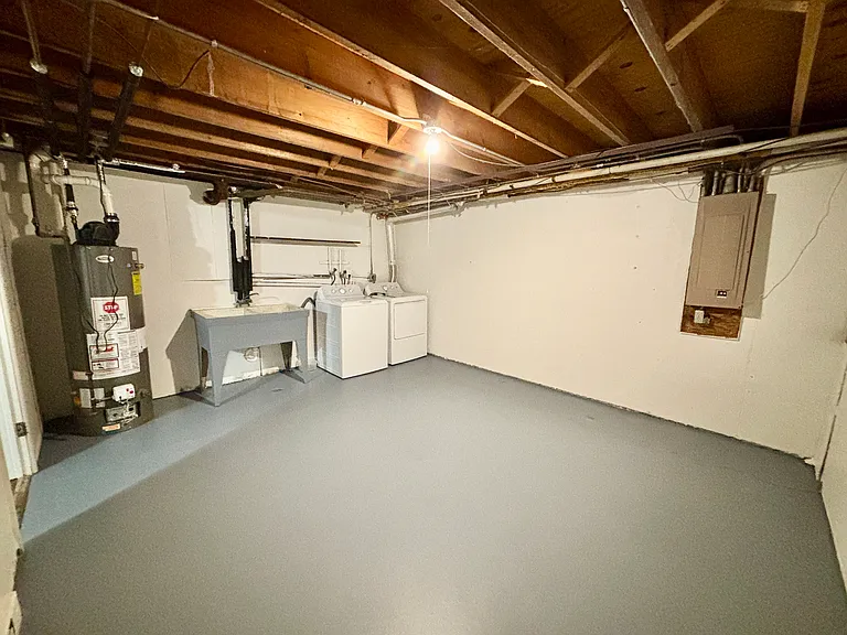 525 Schiller St #31 — Photo 16