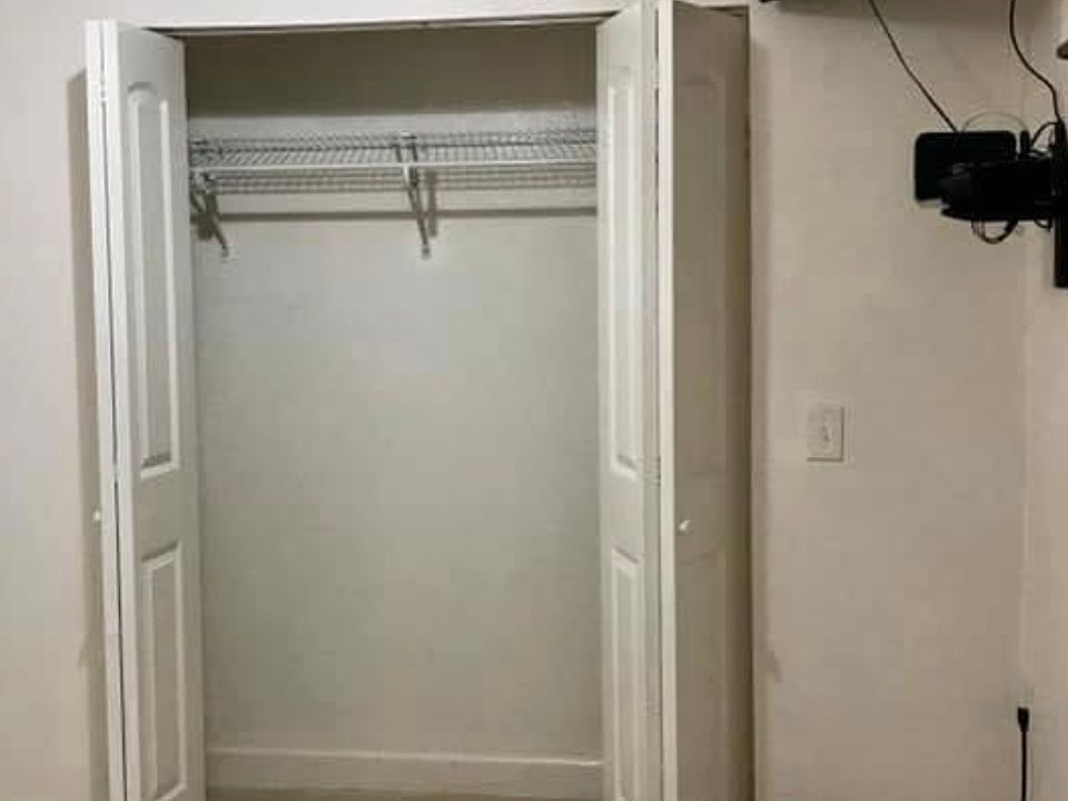 1st image of 4339 Kent Ave