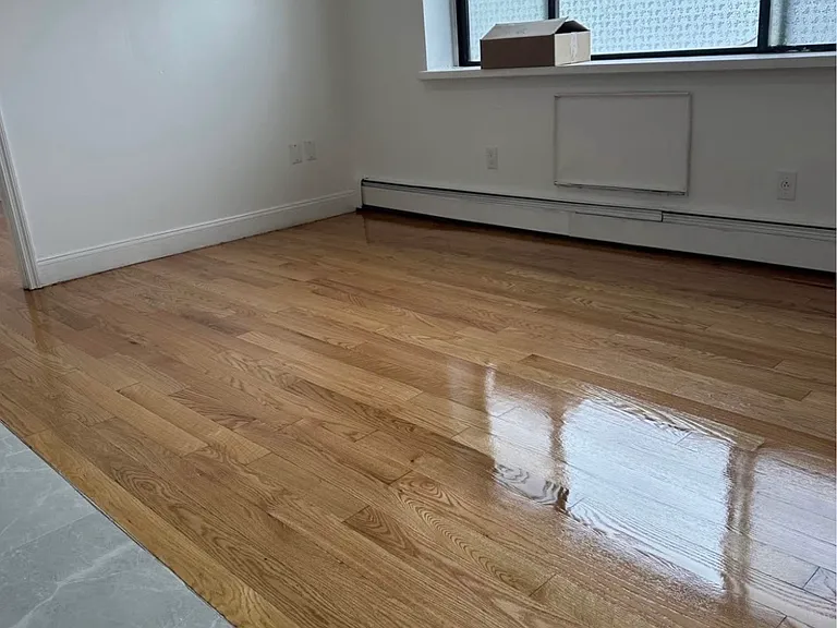 131-19 Sanford Ave #2-B — Photo 2
