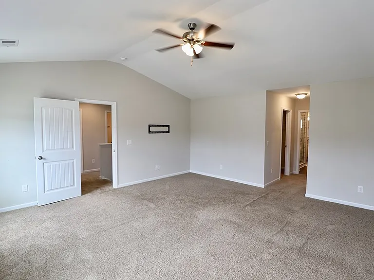 3680 Moseley Dr — Photo 31