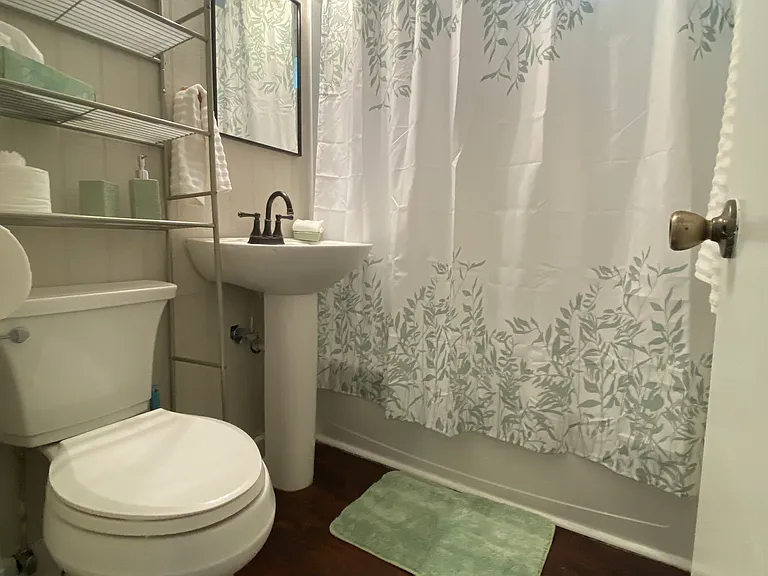 105 Blackburn Rd W — Photo 6
