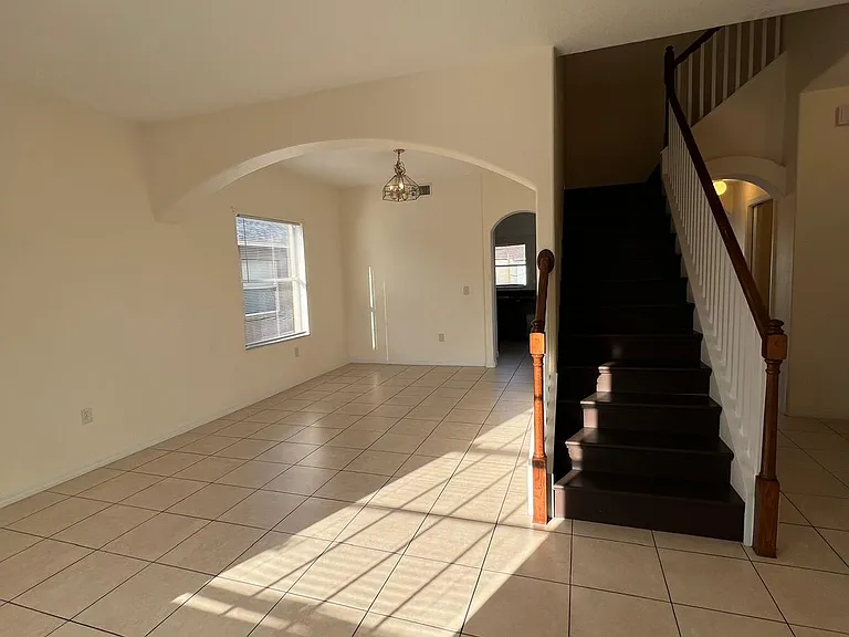3986 Rollingsford Cir — Photo 16