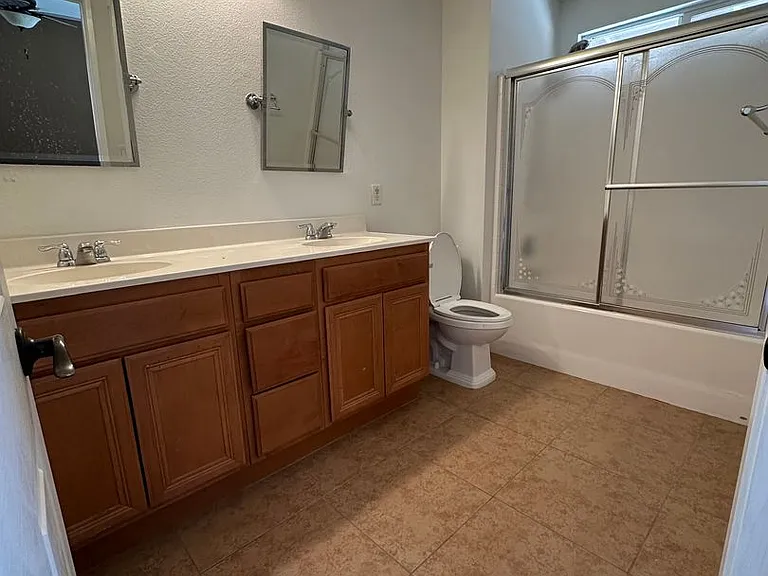 5216 Verenda Ave — Photo 18