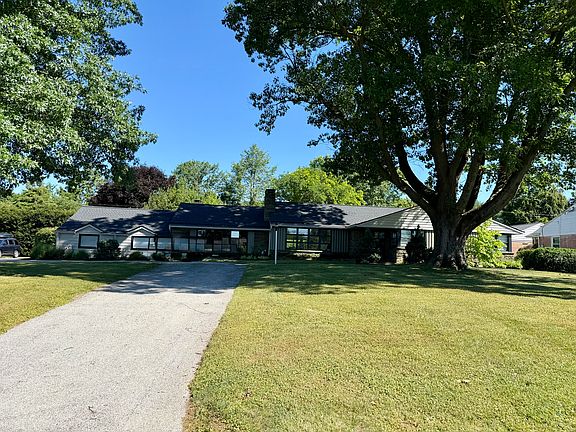 2nd image of 133 Murry Hill Dr