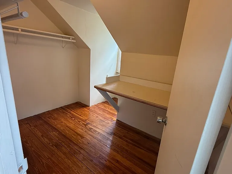 614 Pensacola Ave — Photo 3