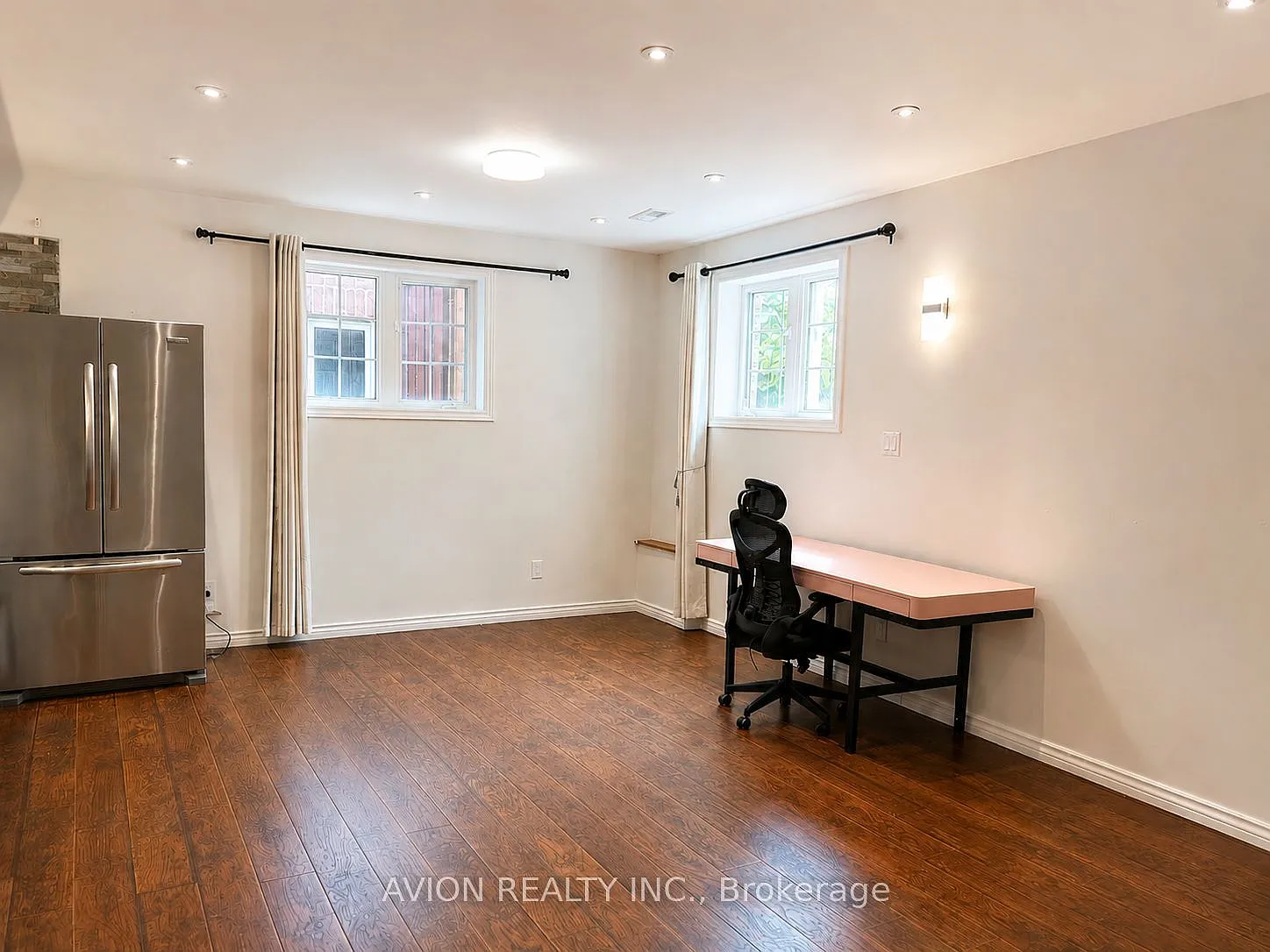 2 bed, $2,000 — Photo 4