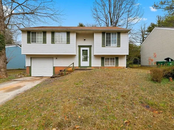 5312 Tracey Dr, Stone Mountain, GA 30088