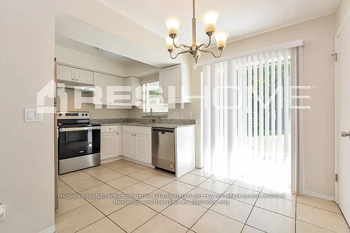 3 bed, 1.5 bath, 1296 sqft, $1,745 — Photo 4