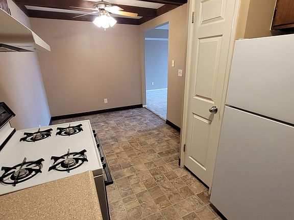 2nd image of 2620 S 70th St #15
