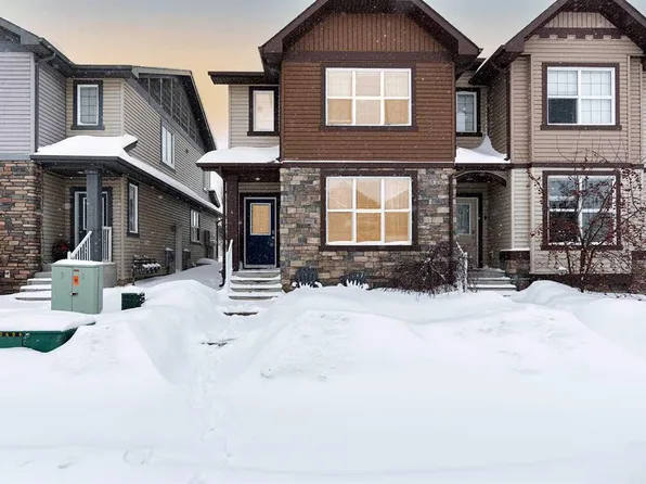 401 W Sparrow Hawk Dr #4, Wood Buffalo, AB T9K 2Y2