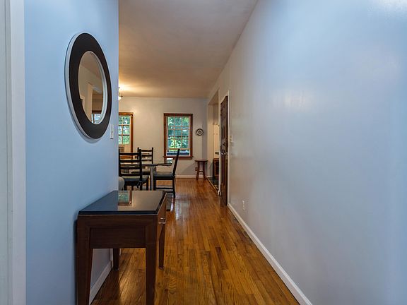 5th image of 109 Putnam Ave Floor 2