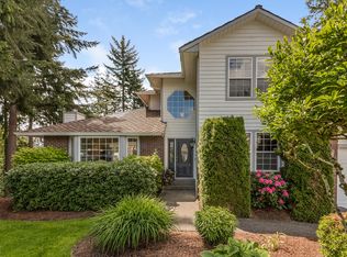 23517 SE 252nd Ct, Maple Valley, WA 98038