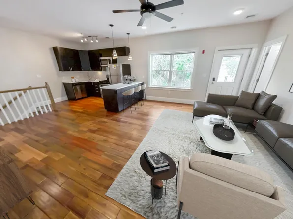 25 Caldwell St, Charlestown, MA