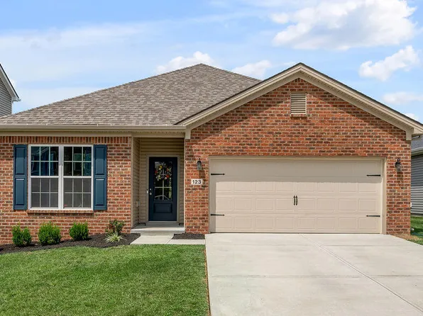123 Strawberry Ln, Winchester, KY 40391