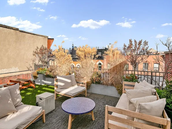 110 President St APT 2, Brooklyn, NY 11231