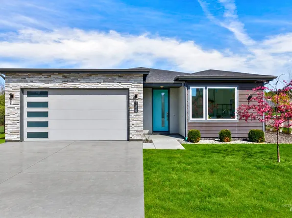 1425 E Jade Creek St, Eagle, ID 83616