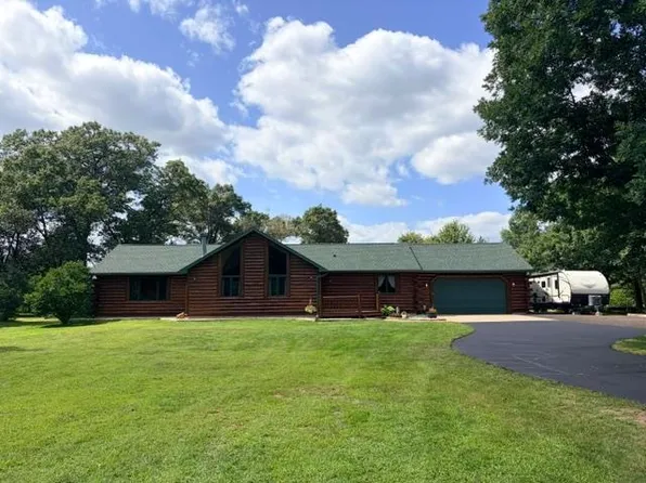 N7281 Trophy Dr, New Lisbon, WI 53950
