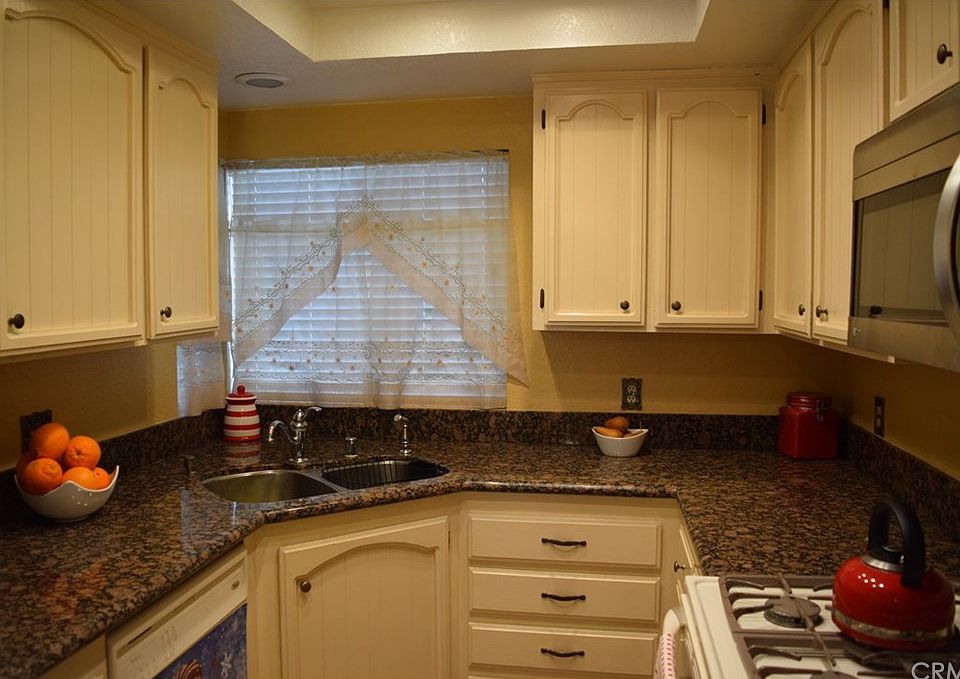 1st image of 125 W South St #13