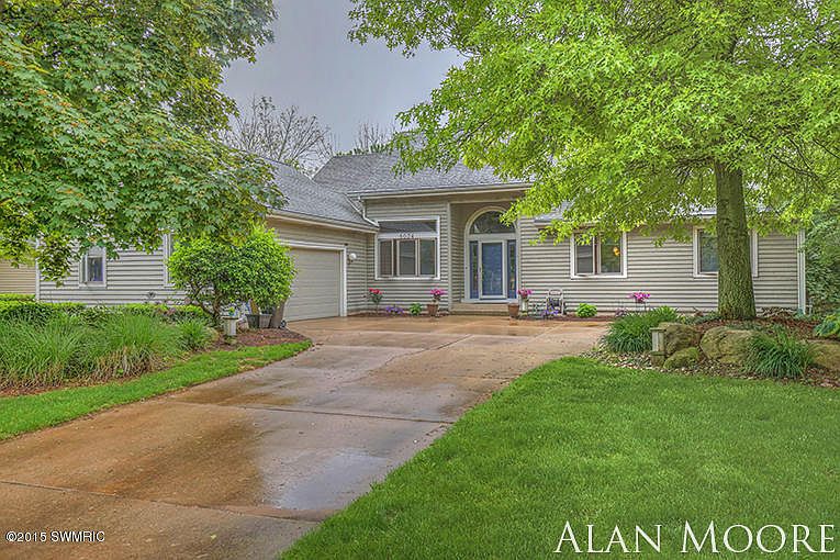 1st image of 6024 Arroyo Vista Dr NE