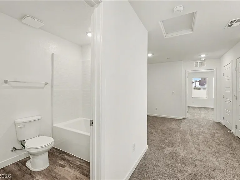 9653 Horseshoe Canyon St — Photo 20