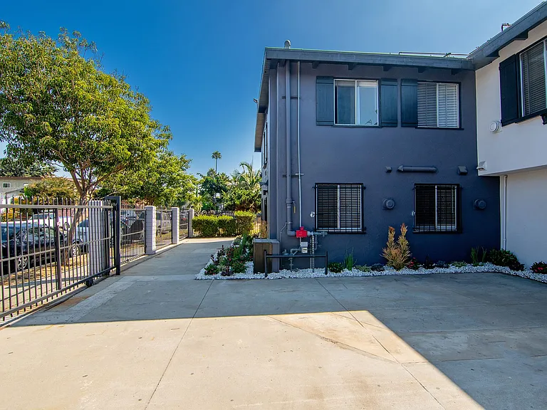 Casas On Cordova Street Apartments — Photo 8