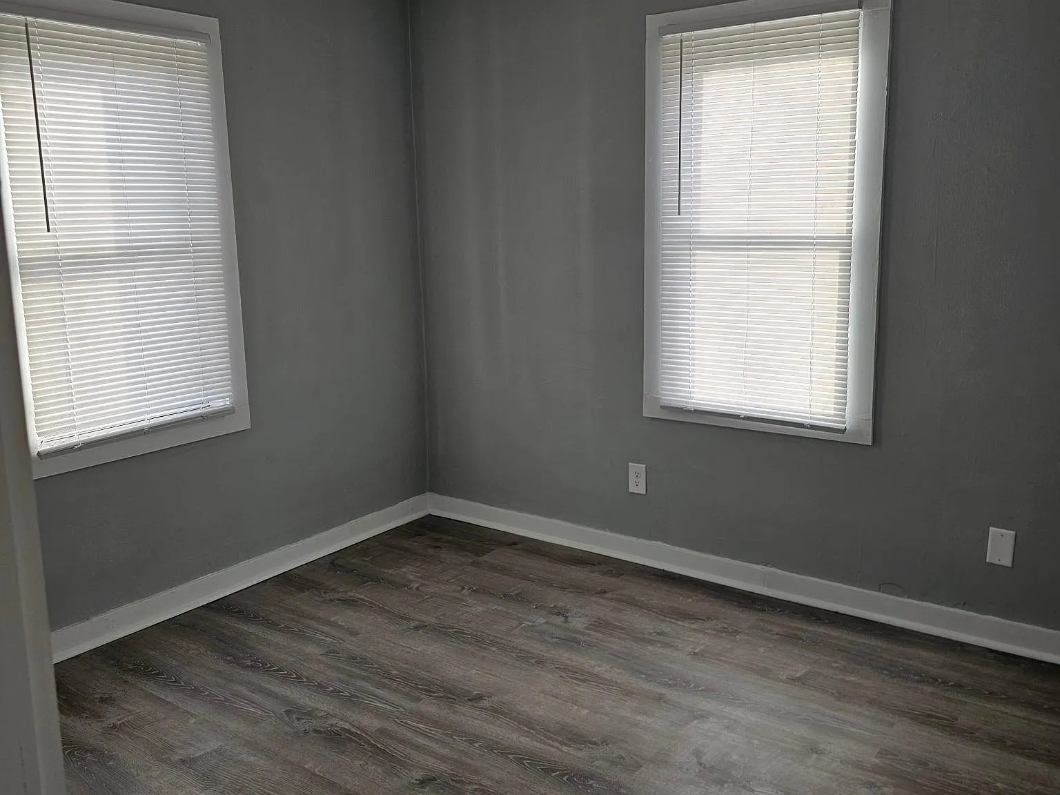 3248 Ralston Ave — Photo 4