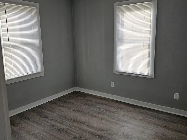 3248 Ralston Ave — Photo 4