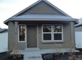 376 SW 35th St, Redmond, OR 97756