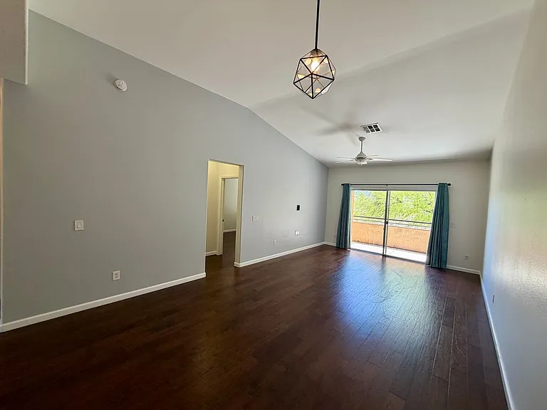 704 Peachy Canyon Cir #202 — Photo 19