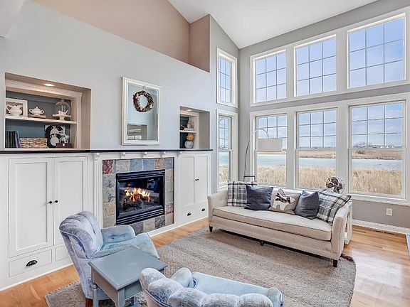 2nd image of 6420 E Laketowne Dr