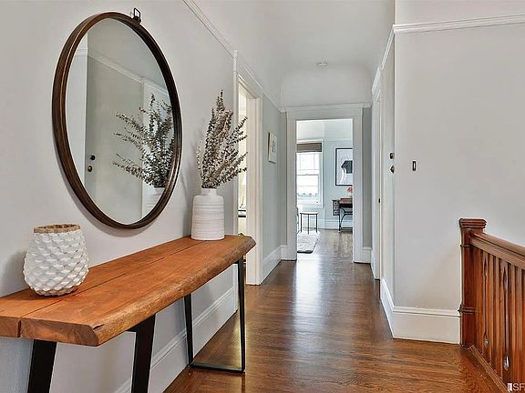 3rd image of 359 Fair Oaks St