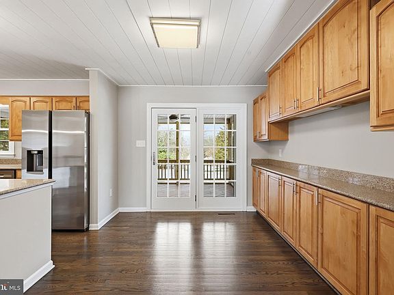 5th image of 81 Olde Concord Rd