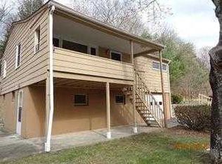 24 Church St, Baltic, CT 06330