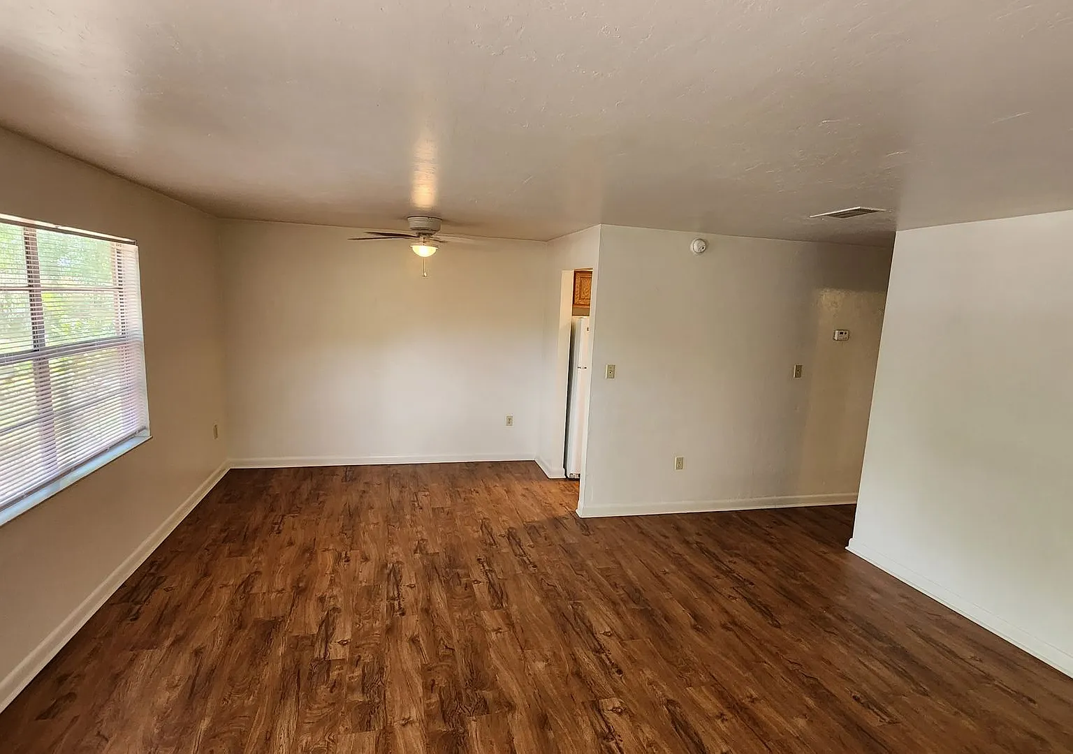 1239 Duplex — Photo 3