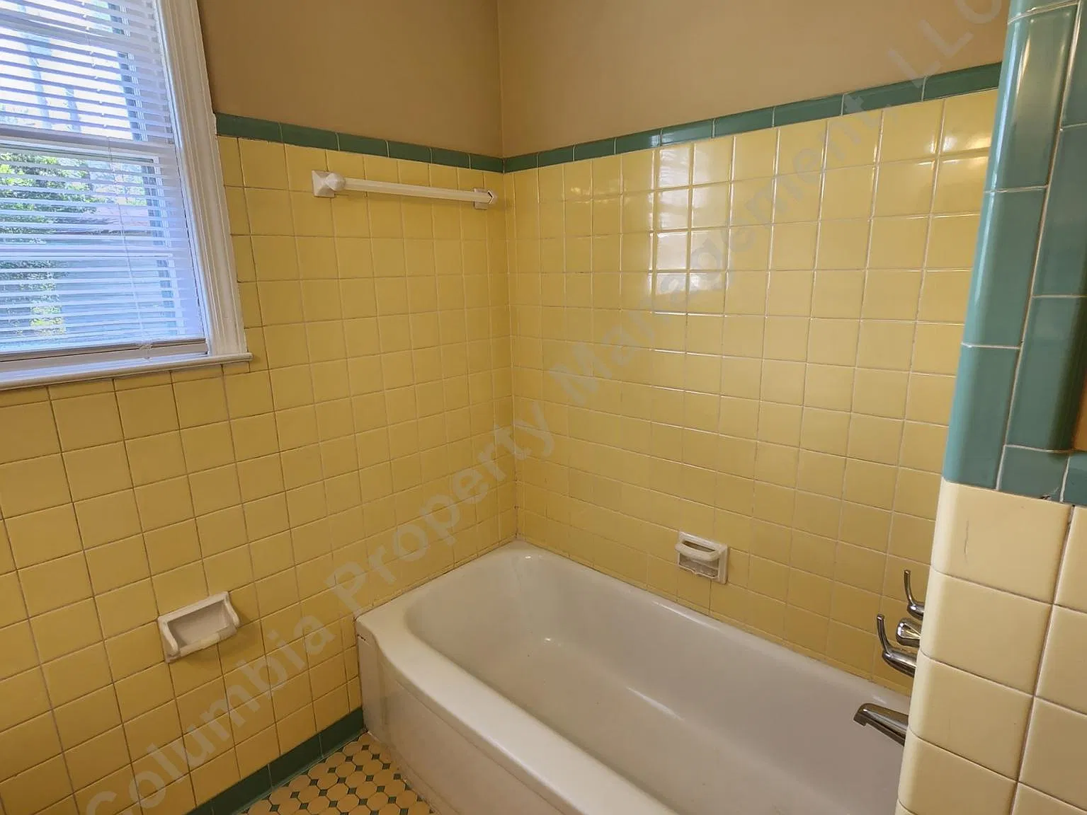 2 bed, 1248 sqft, $1,325 — Photo 3