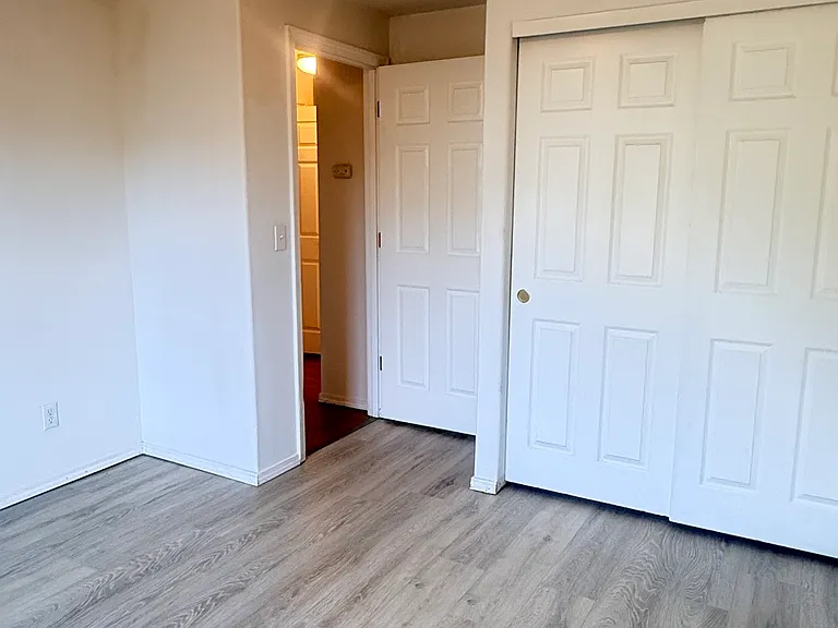 1276 NE 69th Ct — Photo 21