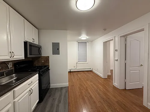 25-27 E 17th St #3E Photo 1
