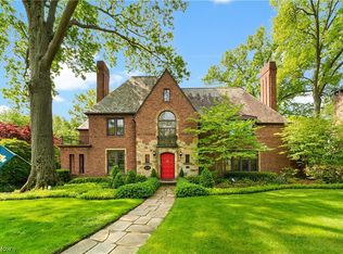 18208 Shelburne Rd, Shaker Heights, OH 44118