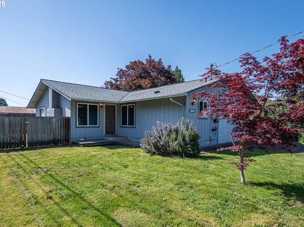 1340 Kelly Blvd, Springfield, OR 97477