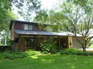 52067 Goldenrod Ln, Granger, IN 46530