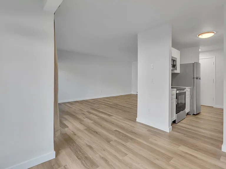 15142 65th Ave S #209 — Photo 11